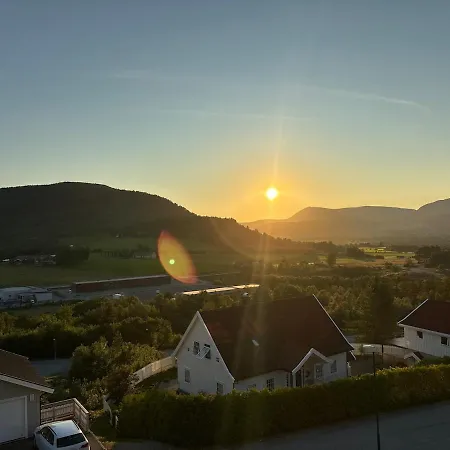 With A Fantastic View In Malmefjorden Ferienhaus *
